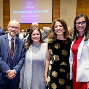 Diretores da ADPERJ prestigiam posse da Diretoria Executiva e do Conselho Deliberativo e Fiscal da AMAERJ