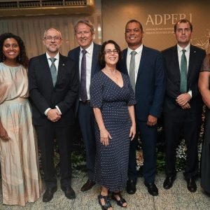 Nova diretoria toma posse e anuncia criação de comissões permanentes