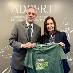 ADPERJ recebe a deputada estadual Martha Rocha